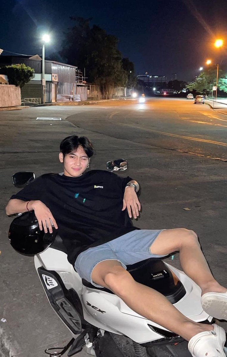 Mashroom2000's tweet photo. Dm tg 50 gcash full vid 

#waldy #waldyscandal #viral2024 #waldyjakol https://t.co/BHqB4lXpoR