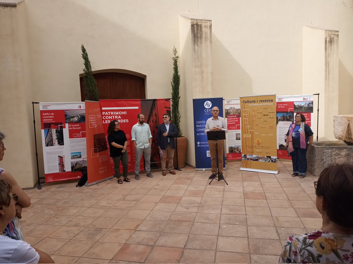 inst_estudis_PV's tweet photo. En marxa el #RecercatPV a Gandia!  Gràcies @alfonselvell, @MAGaMuseu i @aj_gandia per acollir-nos! https://t.co/4RfXAF2iFs