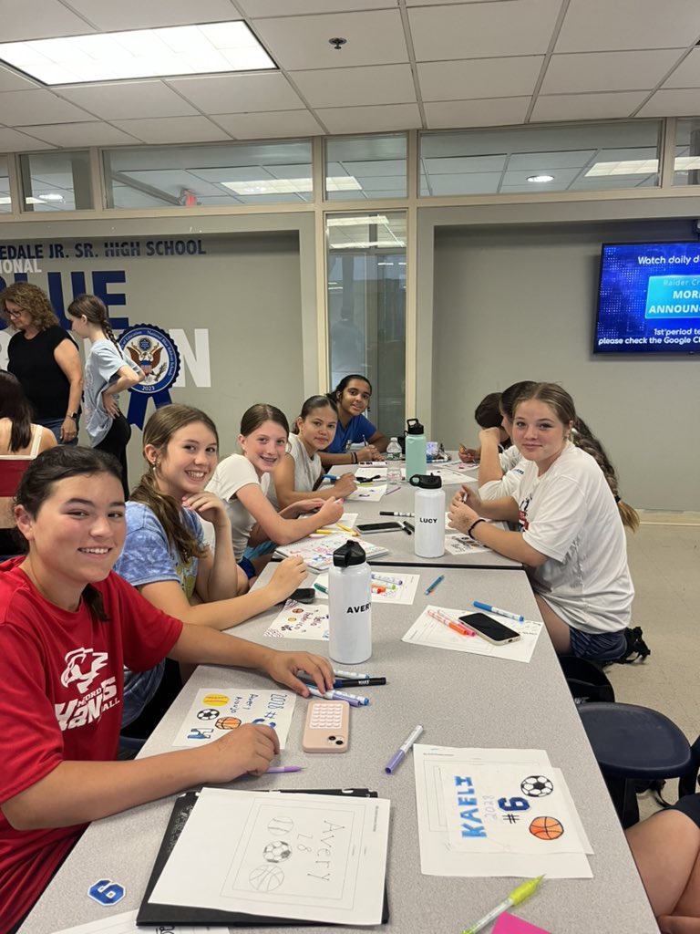 The Class of 2028 had a great time making their quilt squares today! We can’t wait to see the finished product🧵🎨 <a href="/Meg_Asselin18/">高潮语爱母猪内射粗口女王女大学生骚逼乱伦白虎问答红绿灯曝光双飞裸聊每日大赛文爱口球羞辱射屏性奴白丝</a> <a href="/hopedalejshs/">Hopedale Jr-Sr HS</a>