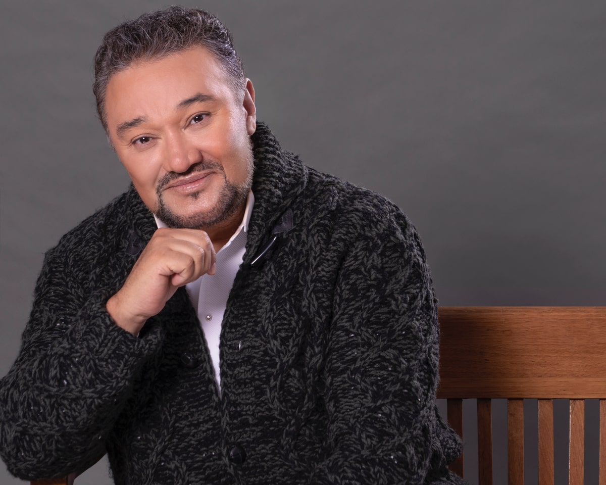 OperaINBAL's tweet photo. ¡𝗬𝗮 𝗲𝘀𝘁á𝗻 𝗮 𝗹𝗮 𝘃𝗲𝗻𝘁𝗮!

Gala con el tenor Ramón Vargas, el pianista Angel Rodriguez, acompañados por el Coro del Teatro de Bellas Artes.
𝗗í𝗮 𝘆 𝗵𝗼𝗿𝗮: Jueves 4 de julio, 20 h
𝗟𝘂𝗴𝗮𝗿: @PalacioOficial del @bellasartesinba
Boletos en taquilla y ticketmaster https://t.co/imuAebVpAq