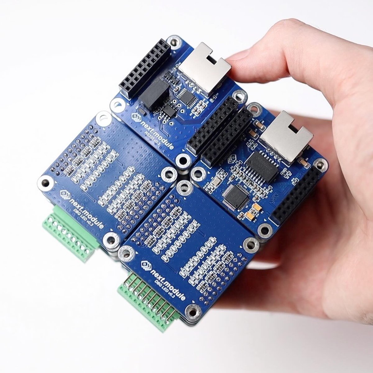 next.module tweet media