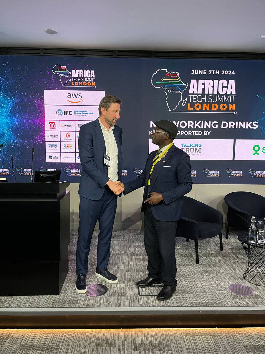 ChrisImafidon's tweet photo. Africa owns the future, thanks to AI and Technology... Loading @AfricaTechSMT #atsldn #GeniusFormula #ArtificialIntelligence #AI #AIWealth #AIBiz https://t.co/b4kF31gjOf
