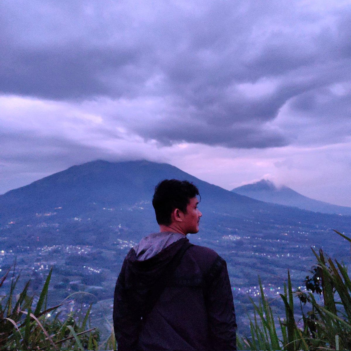 fjarbudy's tweet photo. #FotoProfilBaru https://t.co/96UagglJ06