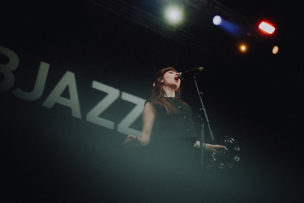 Elbjazz's tweet image. Kit Sebastian haben uns einen wunderbaren Auftakt auf dem #elbjazz24 beschert. 🖤 Was war bisher euer persönliches Highlight? 

Foto: Christoph Eisenmenger