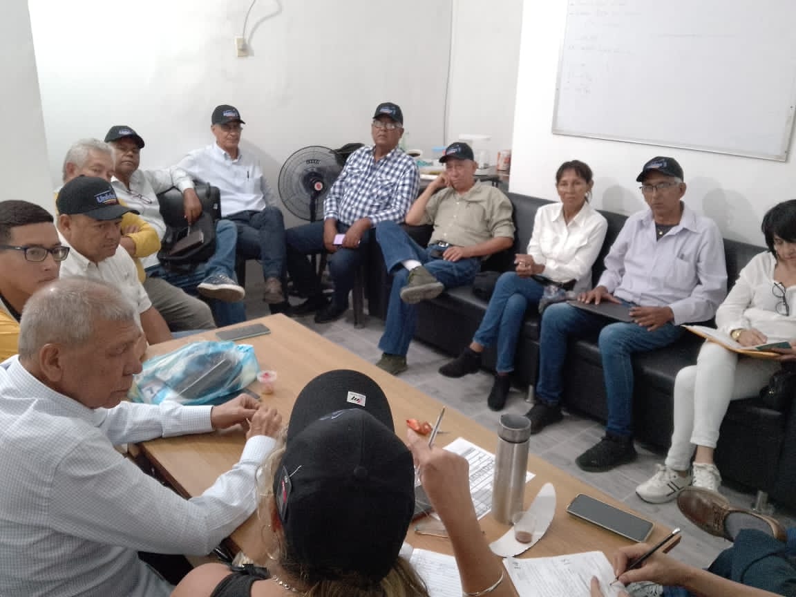 Adguarico's tweet image. #7Junio REUNIÓN DEL COMITÉ EJECUTIVO SECCIONAL DE ACCIÓN DEMOCRATICA EN RESISTENCIA. San Juan de los Morros, municipio Roscio #Unidad #EdmundoParaTodoElMundo