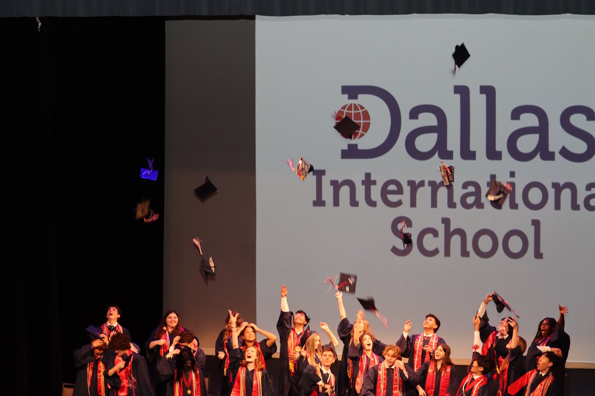 DallasIntSchool's tweet photo. On the evening of Wednesday, June 5, Dallas International School welcomed new alumni as the graduating class of 2024 stepped across the stage of the Eisemann Center to accept their diplomas. Bravo class of 2024. Allez les Tigres!
#theDISdifference #internationaleducation https://t.co/Xoa5ZUGiHe