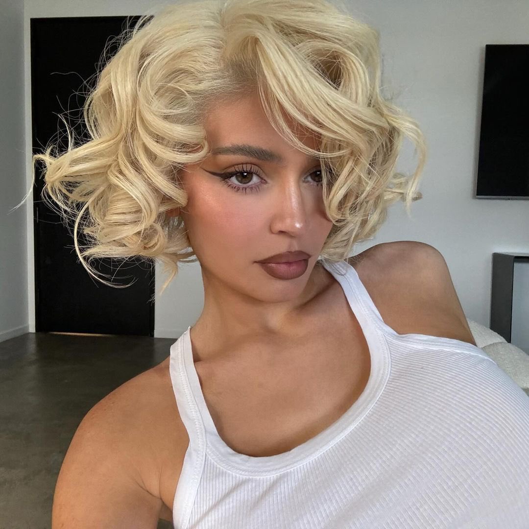Celeb Baddies 💕 tweet media