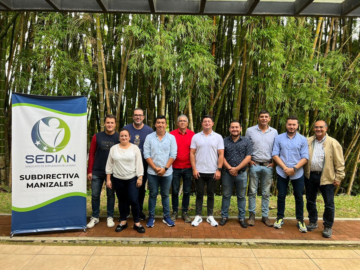 🟢 Felicitamos a la nueva junta directiva  de la Subdirectiva de Manizales

✅ Les deseamos muchos éxitos en su gestión

💚 Sigamos construyendo juntos un nuevo liderazgo sindical.