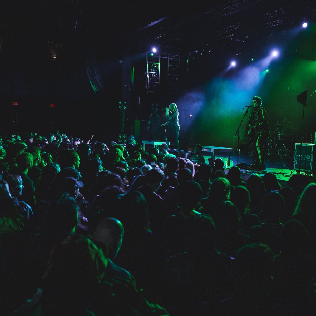 Dark Divine tweet media