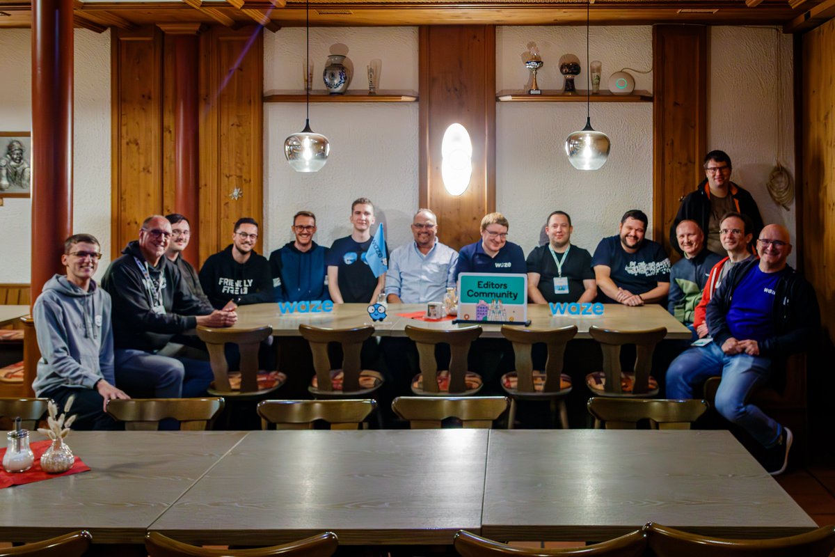 WazeGermany's tweet photo. [Community-News] 
Waze Southern Germany meets again! Am vergangenen Samstag (01.06.2024) fand in #Ingolstadt das 6. #Süddeutschland-#Treffen (Waze Café) der deutschen #Editoren-#Community statt. 
Teil 2 ⬇️ https://t.co/jeSfEp3olP