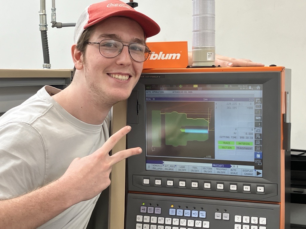 Apprenticeship 2000 tweet media