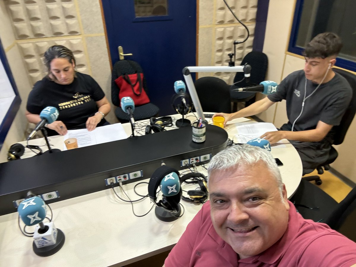 Avui participem a <a href="/RadioArenysMunt/">Ràdio Arenys de Munt</a> x parlar del poble! <a href="/VanesaVmunoz/">Vanesa Muñoz</a> <a href="/PSCMaresme/">PSC Maresme</a> <a href="/cfbaez/">Carlos FernándezBáez</a>