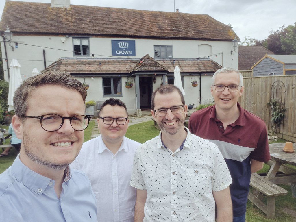 Love doing #combiz visits! Had a great Friday out with <a href="/paulthompson85/">Paul Thompson</a>, <a href="/andrew_dubock/">Andrew Dubock</a> &amp; our new trainee Communications &amp; Marketing Officer, Michael visiting #communityowned businesses in South Oxon, inc. <a href="/Plunkett_UK/">Plunkett UK</a> members the <a href="/TheCrown_SoMo/">The Crown, South Moreton</a>.