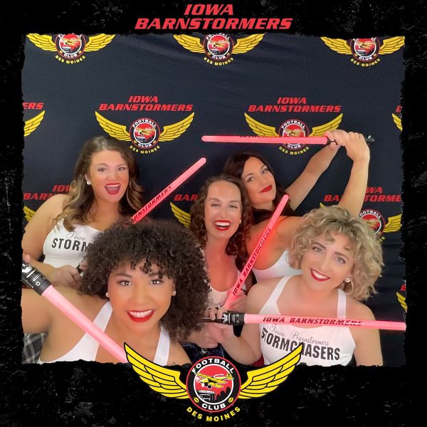 iabarnstormers's tweet photo. You can snap pics at our brand new Photo Booth during every Iowa Barnstormers home game! The booth is located on the south end of the main concourse. https://t.co/BYCPBlHsD5