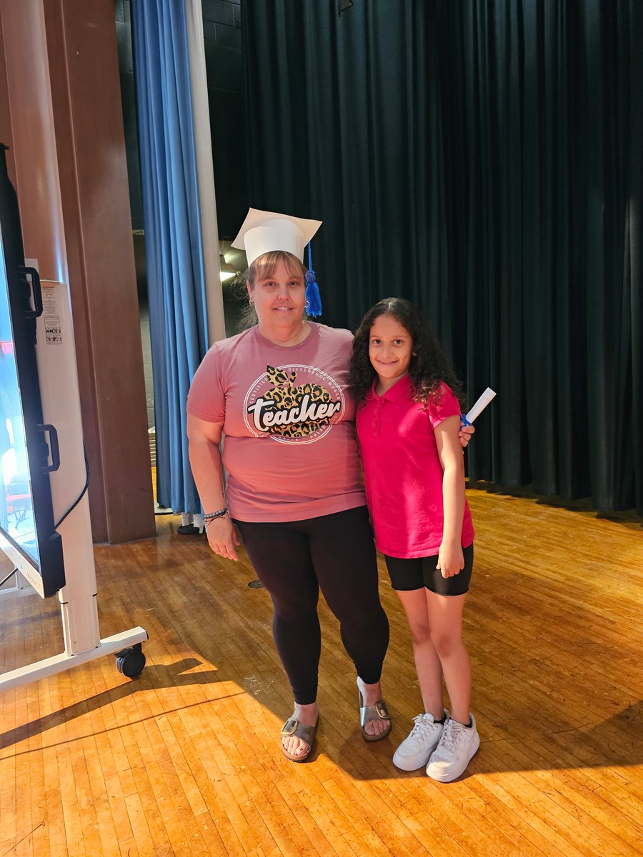 DwightBellizziHawks tweet media