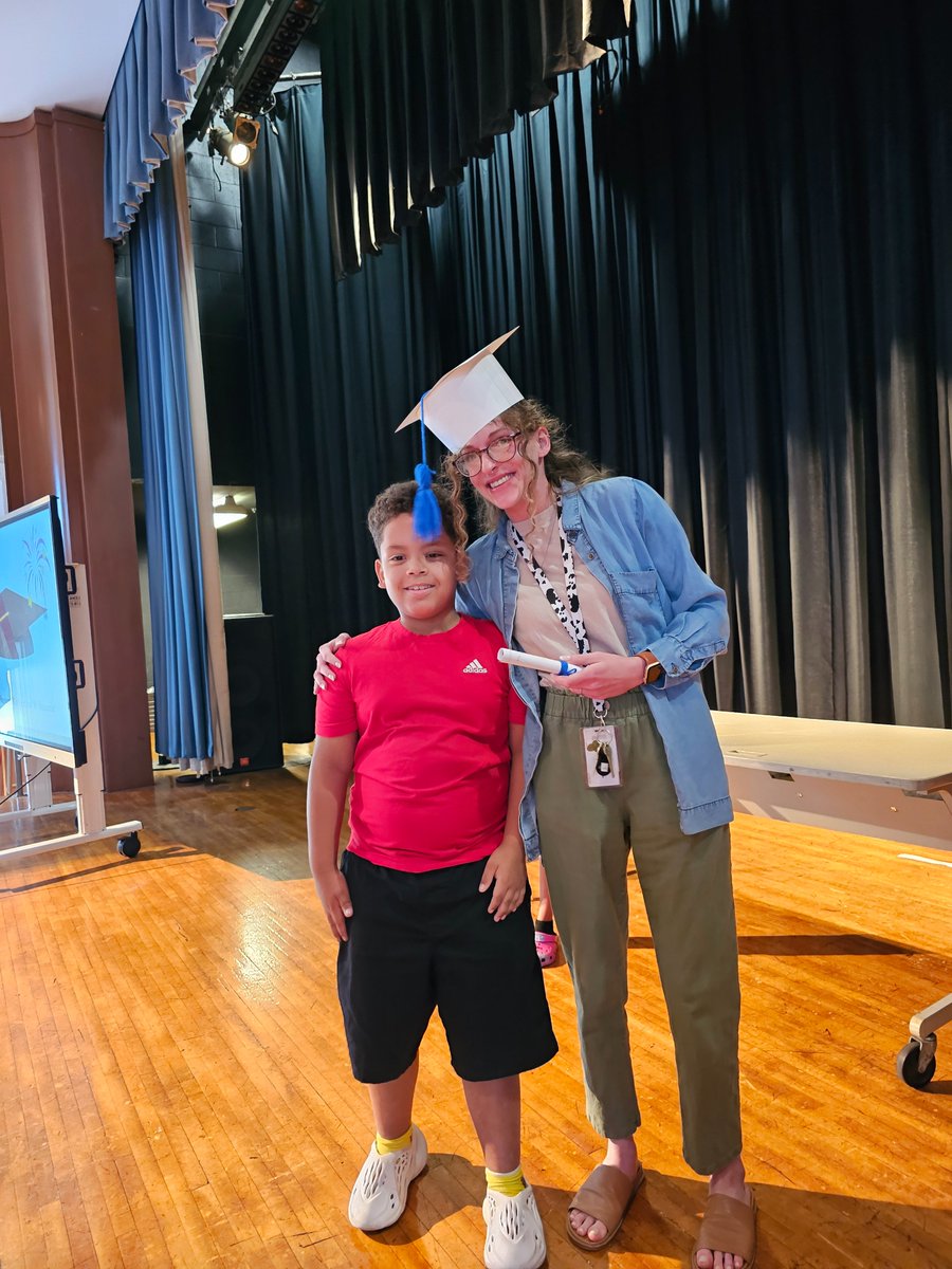 DwightBellizziHawks tweet media