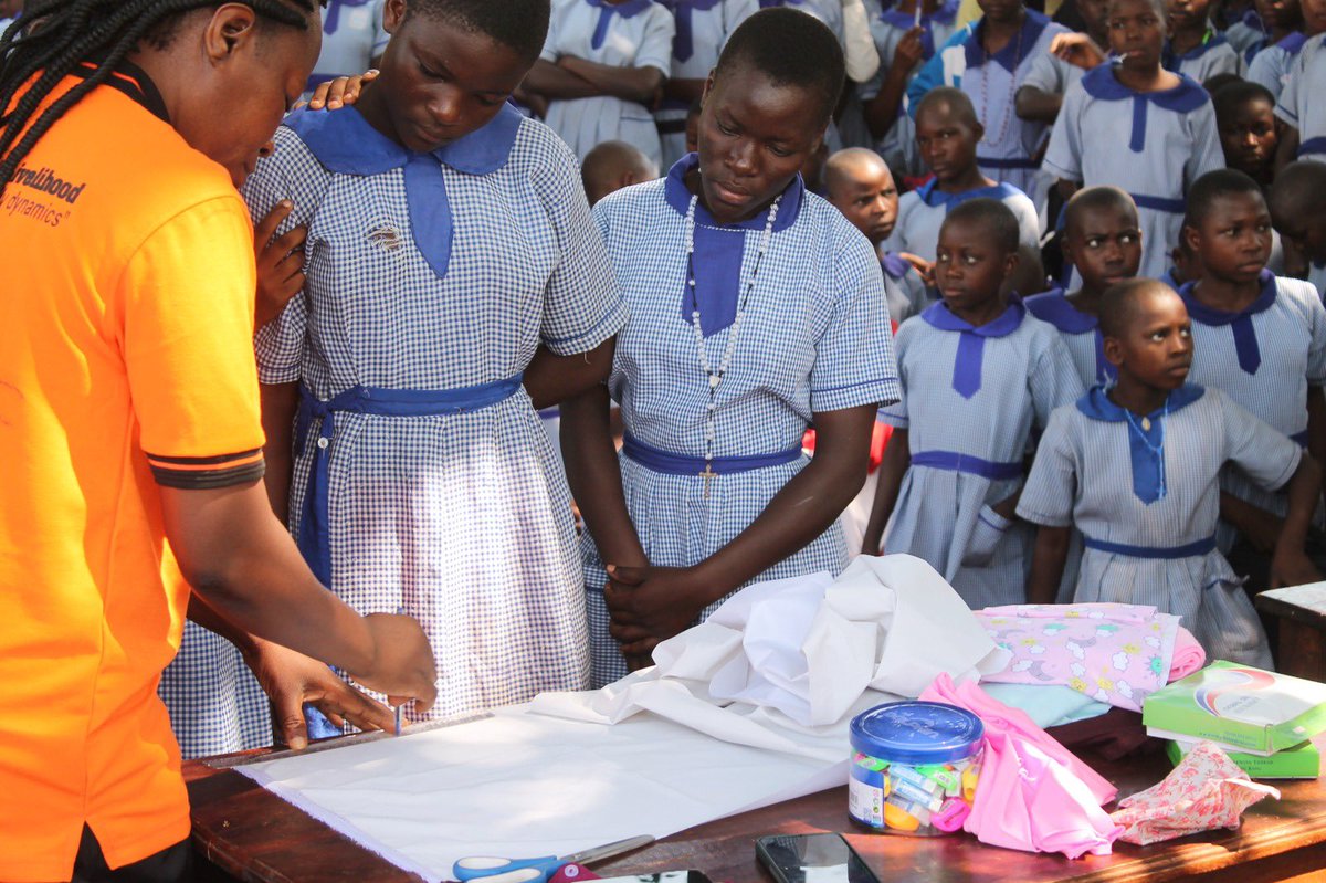 drohaug's tweet photo. We are scaling up to reach out to in school girls with SRHRs, WASH information integrated with fruit tree planting. This is covering districts of Kamuli, Mayuge, Luuka, and Jinja. 
#Keepingherinschoolunderasafeenvironment. https://t.co/8vbW7ErWs8