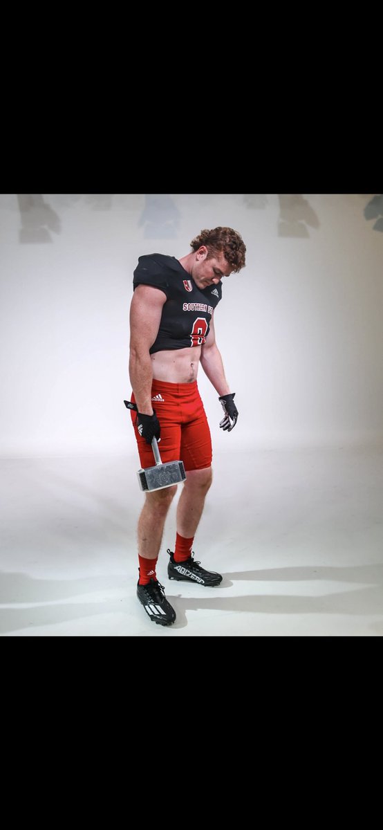 jacksonfletch01's tweet photo. I had a great visit yesterday at The University of Southern Utah and I’m excited too say I’ve received a opportunity too play there this fall! @SUUFB_ 

@BrandonYounger @Coach_Matthews_ 
@JUCOFFrenzy @OwlFootball_ https://t.co/x2NQrLzknS