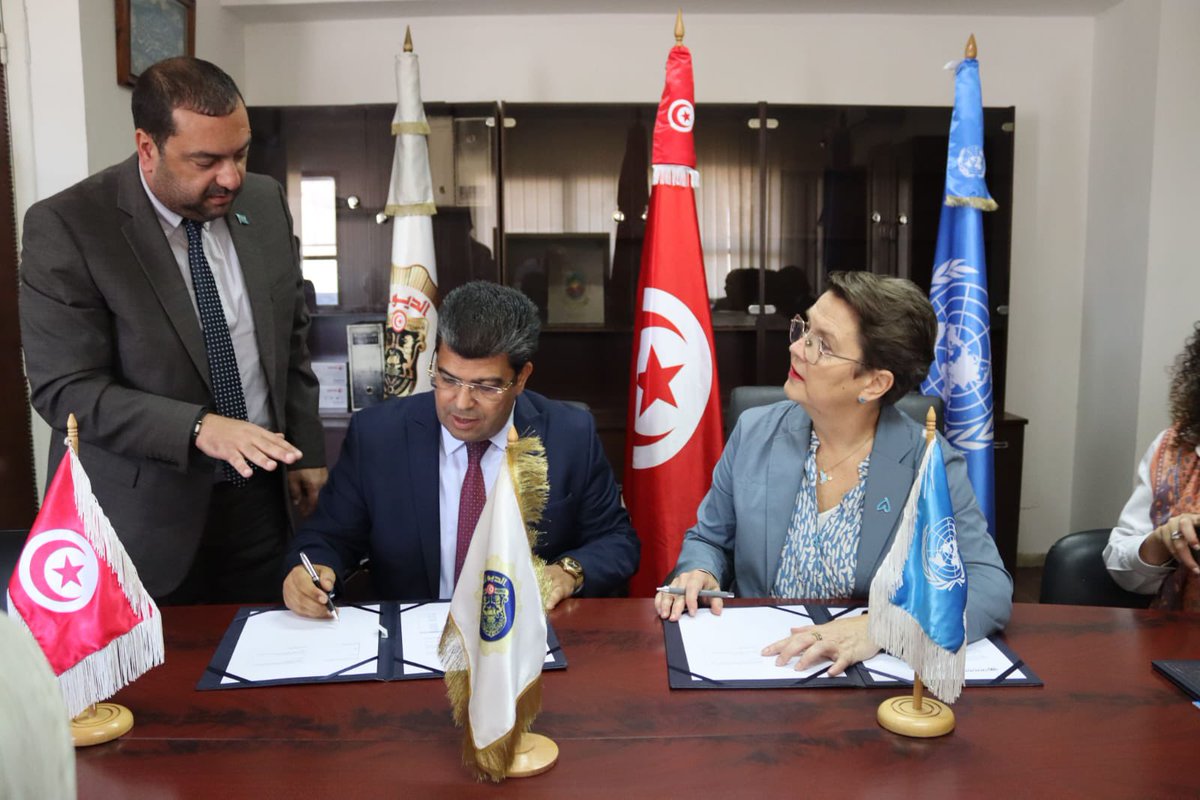 CristinaAlbert4's tweet photo. Le partenariat @UNODC_ROMENA Tunisie 🇹🇳 est renforcé: deliverance de l‘équipement et logiciel à la douane pour mieux enquêter et poursuivre les crimes organisés. Grâce à 🇪🇺!  @ONU_fr @NuTunisie @ArnaudPeral @arableague_gs @UNODC_Brussels @UNODCNewYork https://t.co/WUAdrwTCj4