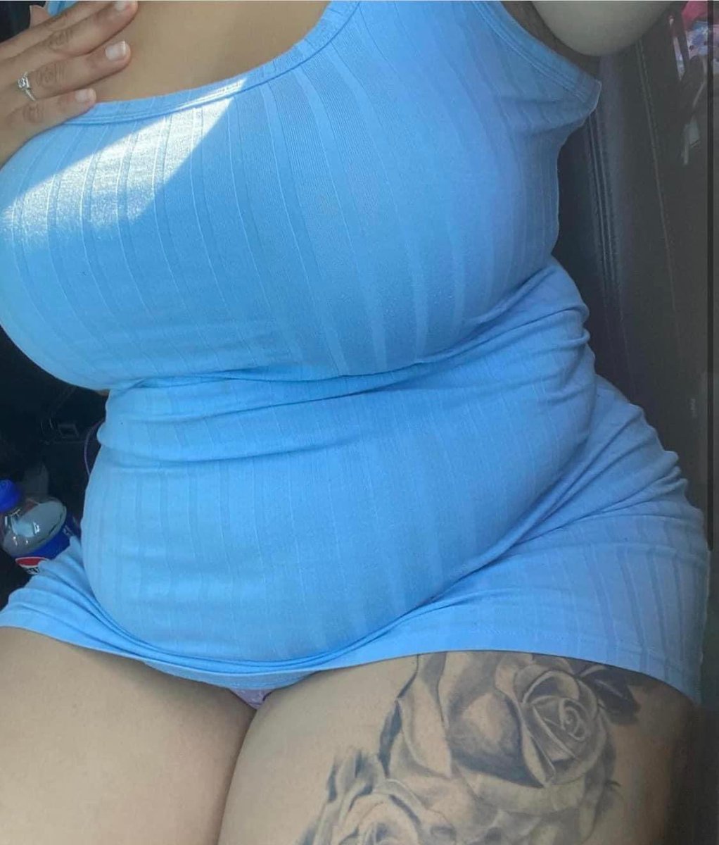 VIRGOSHANNII's tweet photo. Aint no summer body 🥱 this what i got 😴 https://t.co/dHpMyTppjx