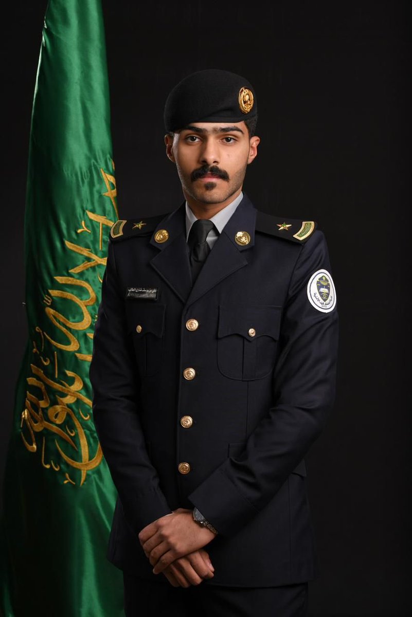 altaleb_aljouf's tweet photo. نبارك ونهنئ ابن العم
علي يوسف علي الطالب

بمناسبة تخرجه من كلية الملك فهد الامنية برتبة ملازم وحصوله على درجة البكالوريوس في العلوم الامنية . 
ونسأل الله له التوفيق في خدمة دينه ووطنه ومليكه
#عشيرة_الطالب_بالجوف     #الجوف https://t.co/Vq8sYy9IPU