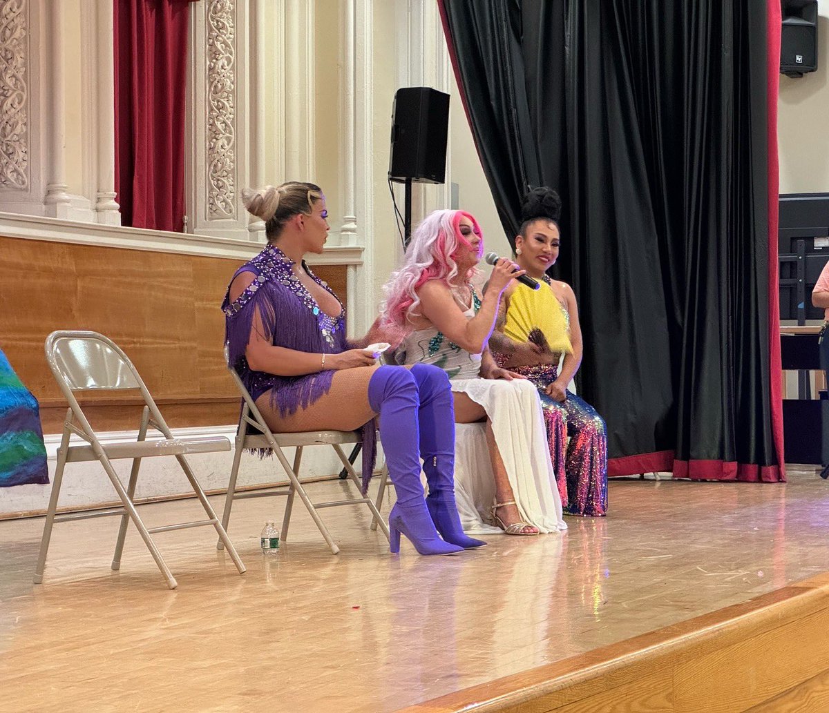 LeadersHs's tweet photo. Today we had our second annual LGBTQ+ Pride Event.  The joy and love was evident throughout the day was so many wonderful events including a workshop conducted by @LGBTCenterNYC , a brunch, a dance performance and a workshop with our GSA with guest speaker @itsjabarii . https://t.co/7gJvU7vJnf