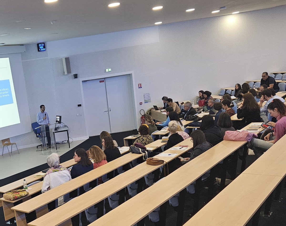 Xavier_Nissan's tweet photo. Merci aux Prs Pascal Laforet et Philippe Labrune d'avoir organisé ce colloque sur la Glycogénose de
type 3 #Gsd3.
L'occasion de présenter nos recherches menées à @IStemFrance et @GenethonFr. 
#TherapieGenique #Criblage #CellulesSouches

Cc: @Telethon_France @BiotherapiesIns https://t.co/etuPKaDluO