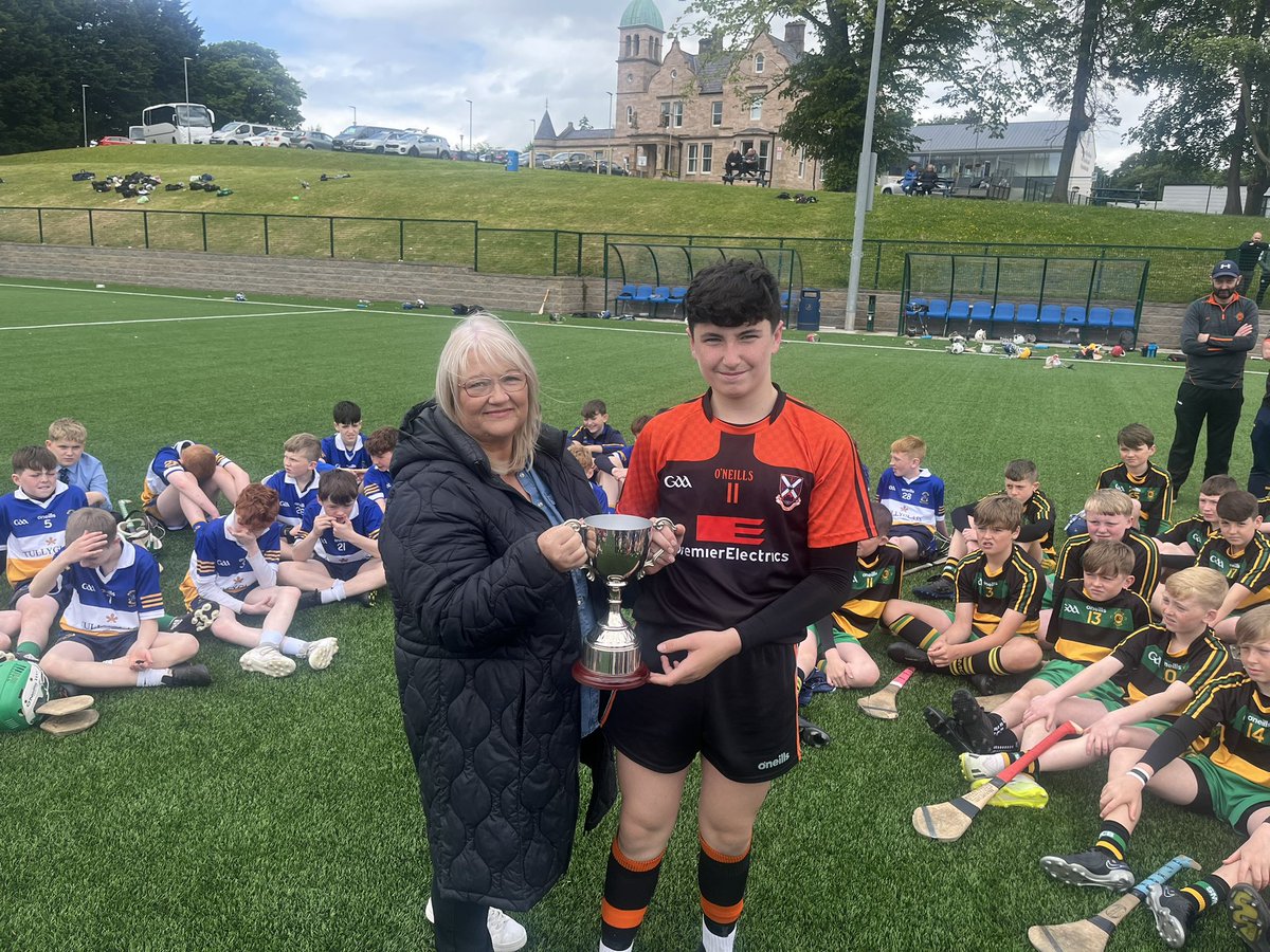 CpcBallycastle's tweet photo. Another brilliant day for our Year 8 hurlers capturing the annual @SM2_Foundation Tournament at @SLG_PE. 

This completed a memorable year for these boys - completing the treble of @AontroimGAA Cup, @ulsterschools Thompson Cup and now Shane Muholland Cup 

🏆🏆🏆
⚫️🟠
#tradition https://t.co/yszTieNzhh