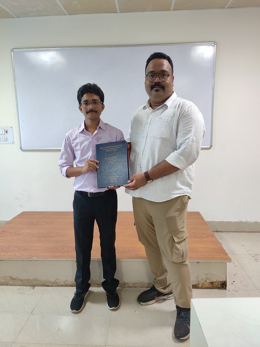 SM_Research_Grp's tweet photo. Congratulations to Samik Biswas @Samik_B_ for successfully defending his final Ph.D. open viva-voce seminar. Best wishes for upcoming journey. https://t.co/zFhyJK1FLp