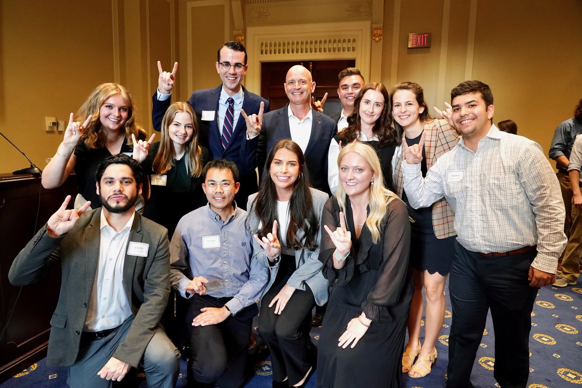What a wonderful evening it was to welcome the newest LBJ DC cohort at the US Capitol! Looking forward to the incredible impact this group will make.