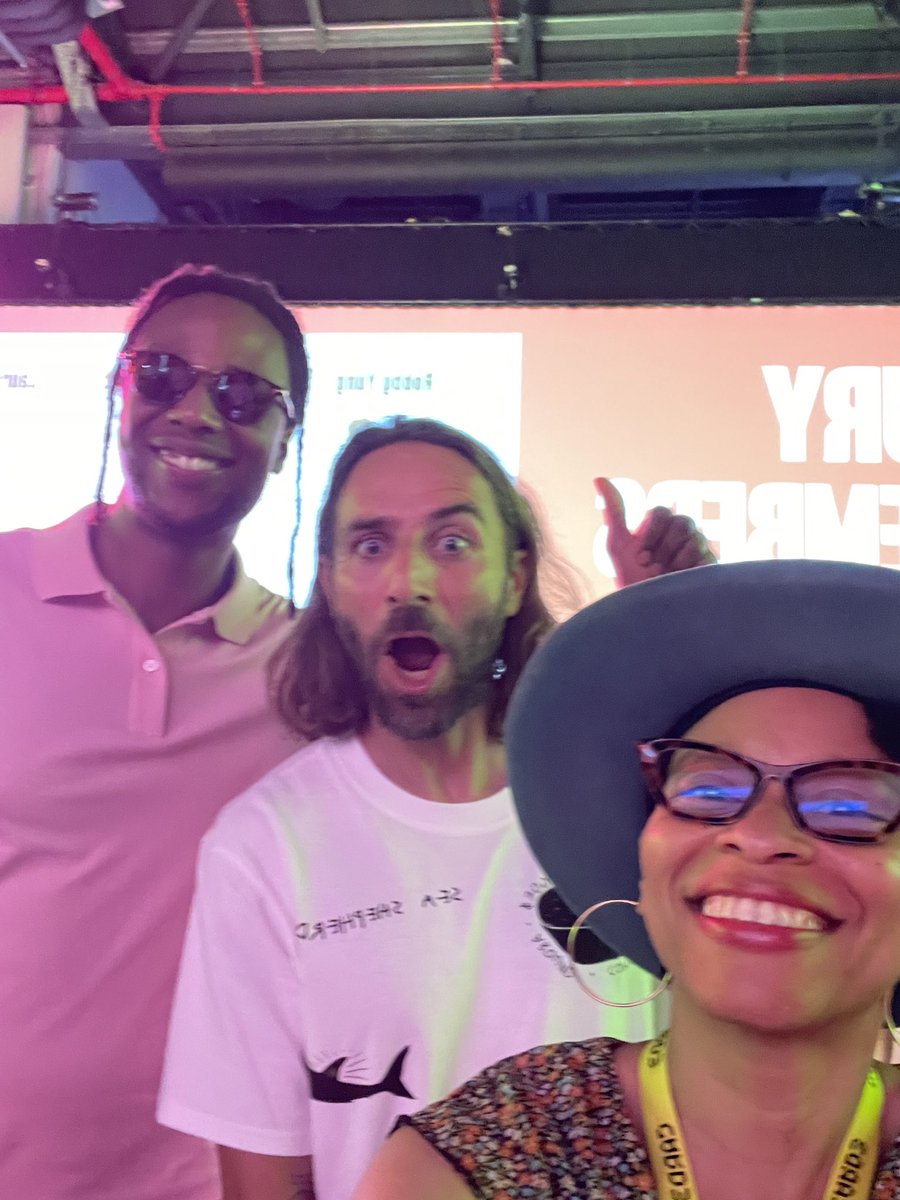 Crystal Petit 🐝 PARIS tweet media