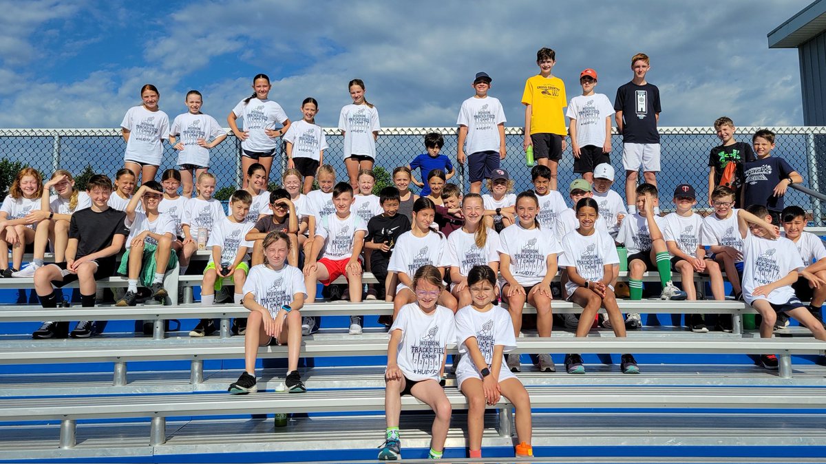 Hudson Girls Track and Field tweet media