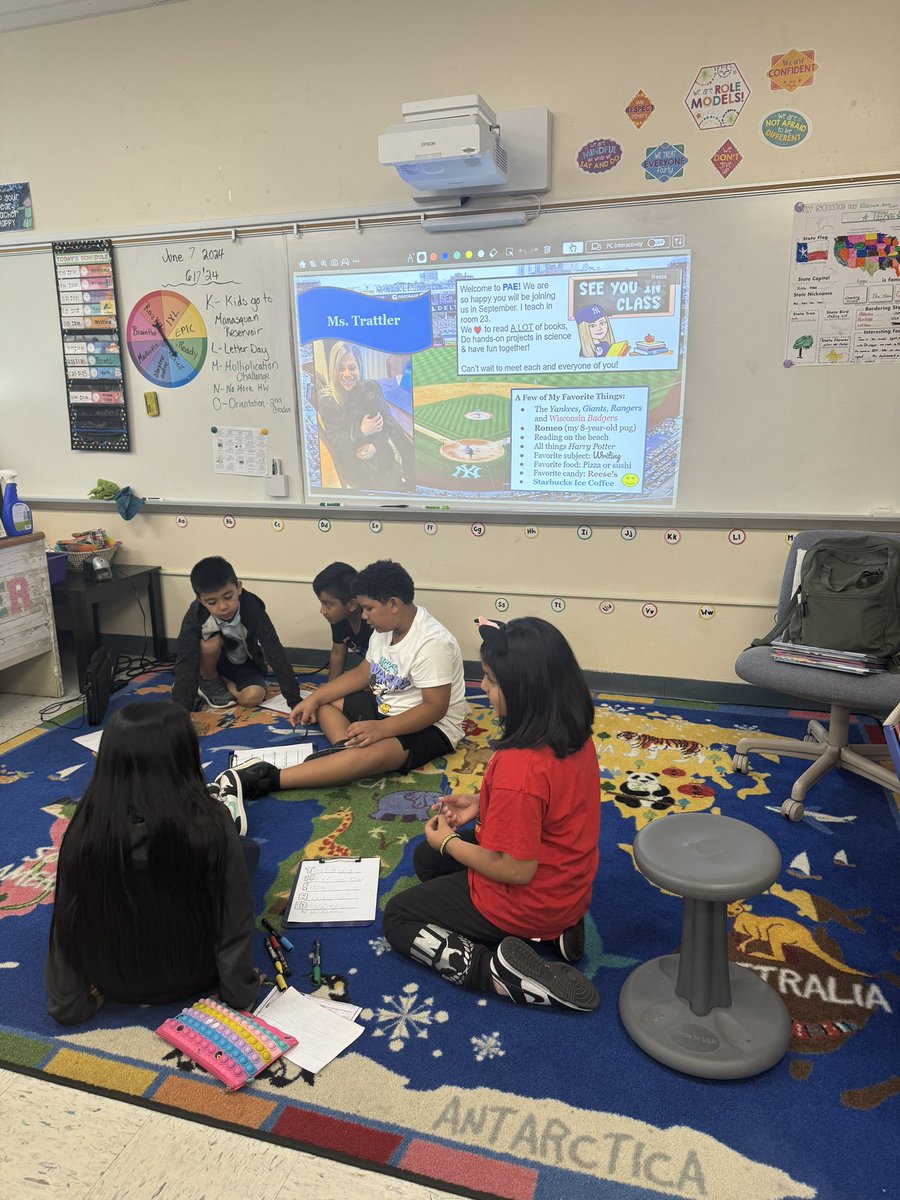 Ms.Trattler tweet media