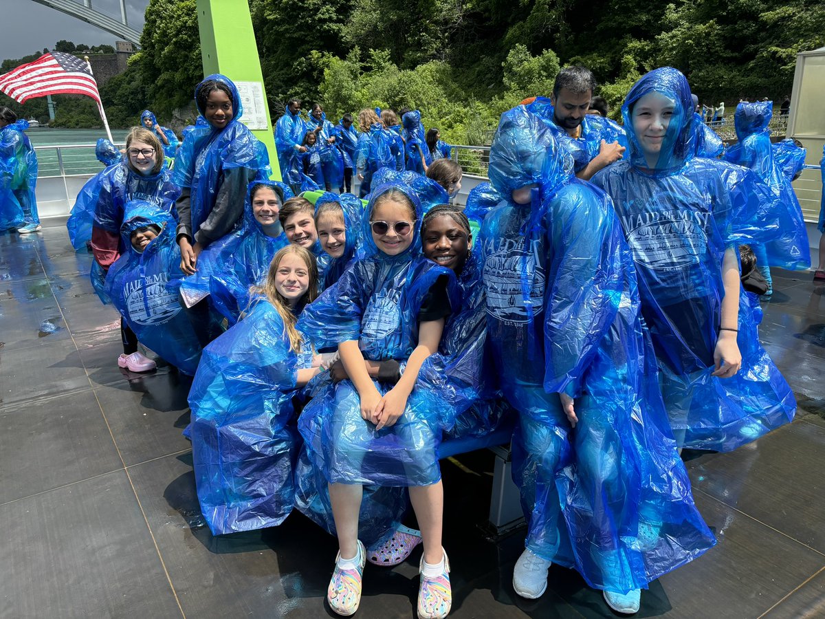 Danielle Alterio tweet media