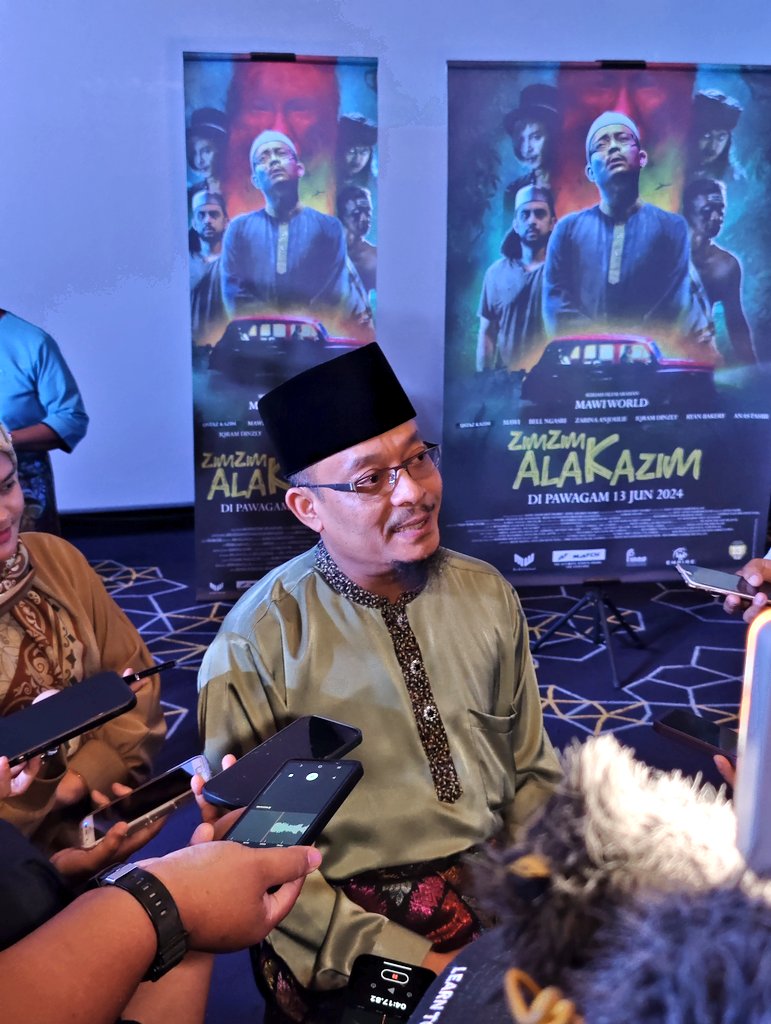 FlickXMY's tweet photo. Sidang Media filem Zim Zim Ala Kazim arahan Mawi yang akan mula ditayangkan di pawagam di seluruh bermula 13 Jun 2024. https://t.co/71qCY0JqOU