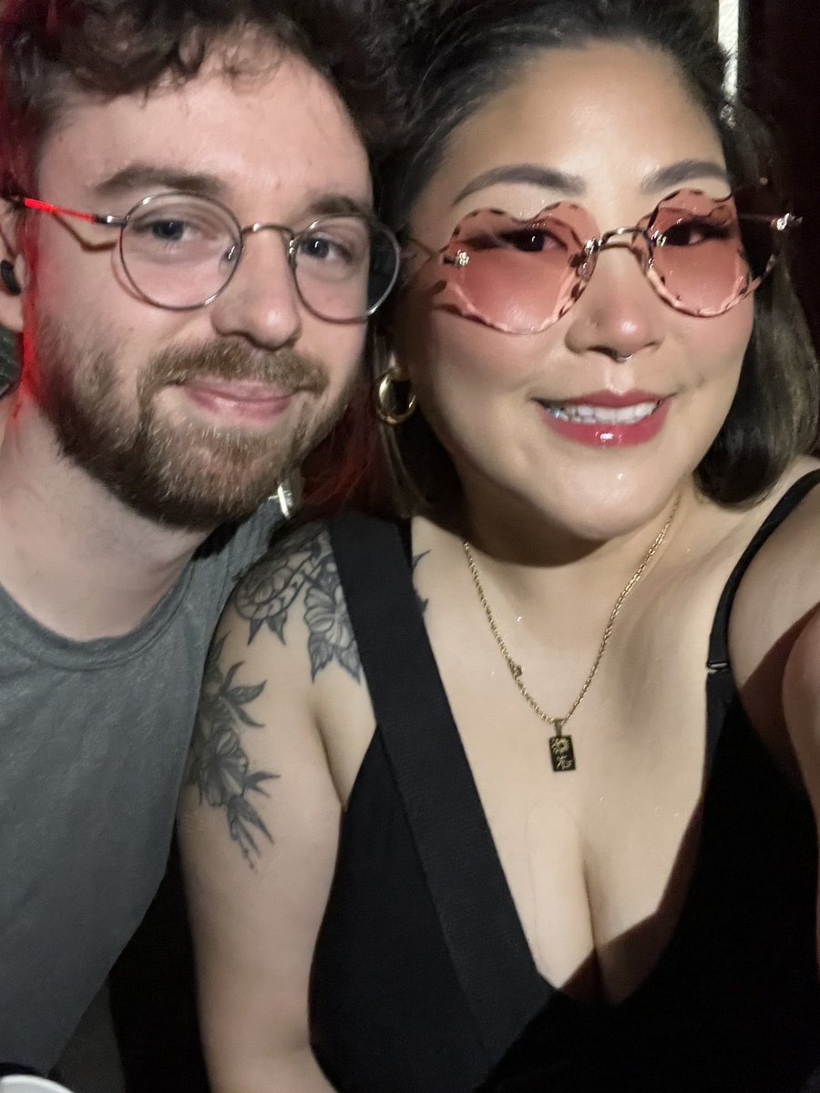 Tina tweet media