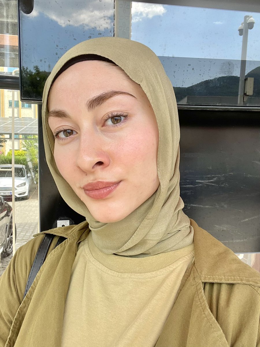 Sinem tweet media