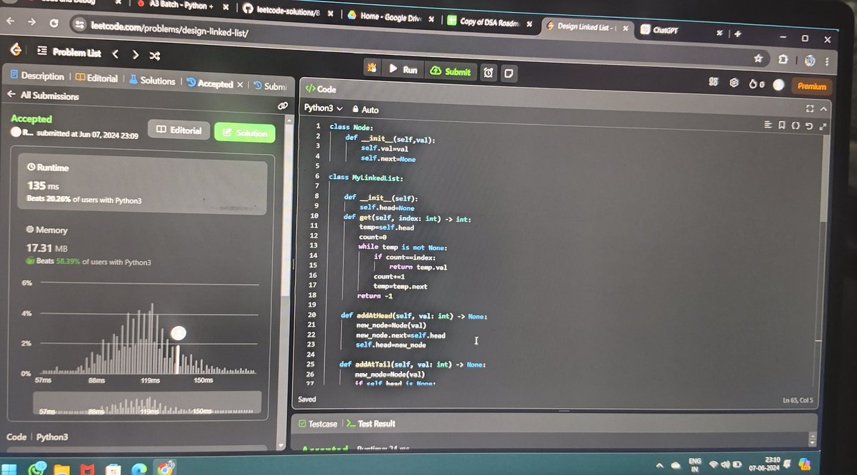 behararoshanRS's tweet image. Hello 👋
From past 3 days I learn #LinkedList topic, with that knowledge
Today I was Design single Linked List and at the same time I did some
#Leatcode problems 😵💫
Q:- 707
A:- which i was presented below 👇. here
:-- From basics to Linkedlist I did great.