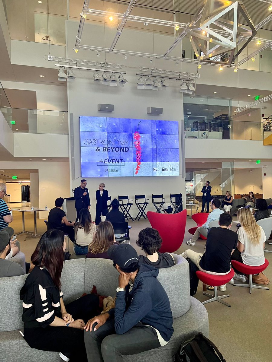 adelabalderas's tweet photo. Amazing #gastronomyandbeyond @medialab @bculinary @Azurmendi_Atxa @JMAizega #wonderfulteam #cityscience #luisalonsopastor #kentlarson https://t.co/jCvOJGJA6T