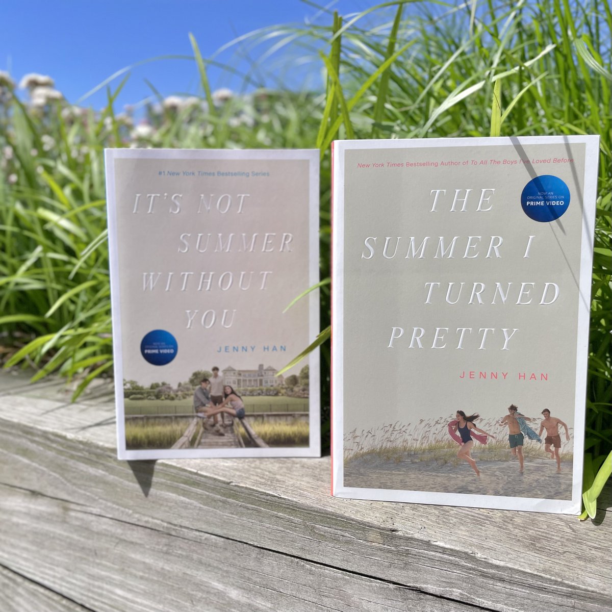 simonteen's tweet photo. We're ready to head back to Cousins Beach! Are you joining in the @thesummeritp watch party today? 
-
#TheSummerITurnedPretty #ItsNotSummerWithoutYou #WellAlwaysHaveSummer https://t.co/P3Ive99oR4