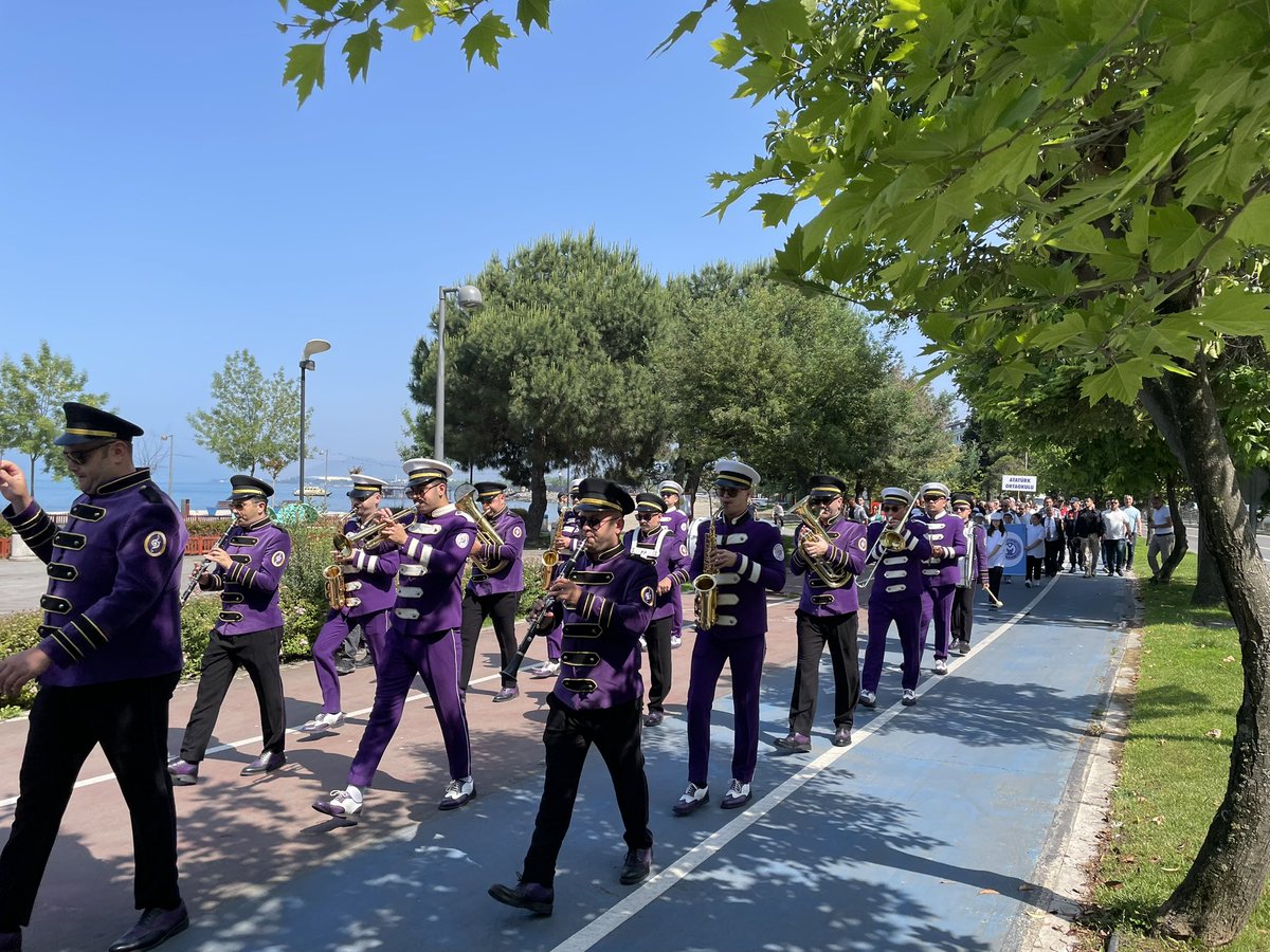 orducsb's tweet photo. 5 Haziran Dünya Çevre Günü kapsamında sahil yürüşümüz ve deniz kirliliğinin farkındalığını artırmak amacıyla dalgıçlarımız tarafından yapılan dip temizliği https://t.co/ZwQW4h3Z37