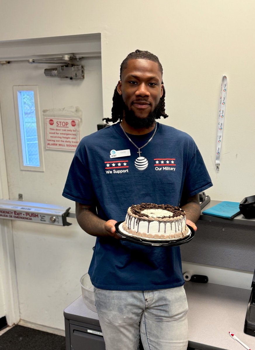 Chamera Robinson (@chamera_att) on Twitter photo Congrats to Charles, our #1 Connectivity Expert for the month of May in Dover! 💙
And huge shoutout to the Dover Dominators for finishing #1 under QC!✨
#LifeAtAtt
<a href="/Bh7316/">Brittany Harrison</a> <a href="/Mr_Feliciano20/">Erik Feliciano</a> <a href="/LavernA718/">LaVern Adams</a> Congrats to Charles, our #1 Connectivity Expert for the month of May in Dover! 💙
And huge shoutout to the Dover Dominators for finishing #1 under QC!✨
#LifeAtAtt
<a href="/Bh7316/">Brittany Harrison</a> <a href="/Mr_Feliciano20/">Erik Feliciano</a> <a href="/LavernA718/">LaVern Adams</a>