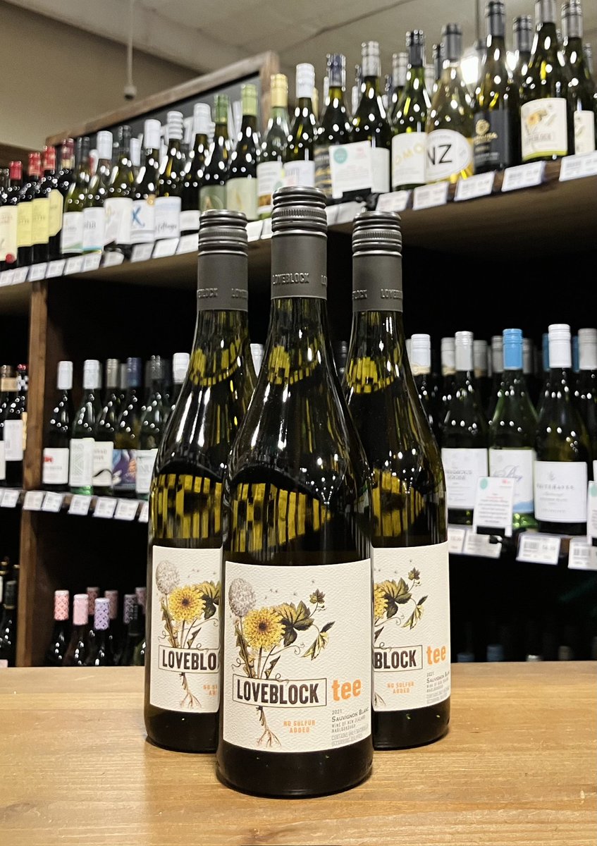 <a href="/loveblockwine/">Erica Crawford</a> 2021 sauvignon blanc from Marlborough. No added sulfites. #NZwine #marlborough #sauvignonblanc
