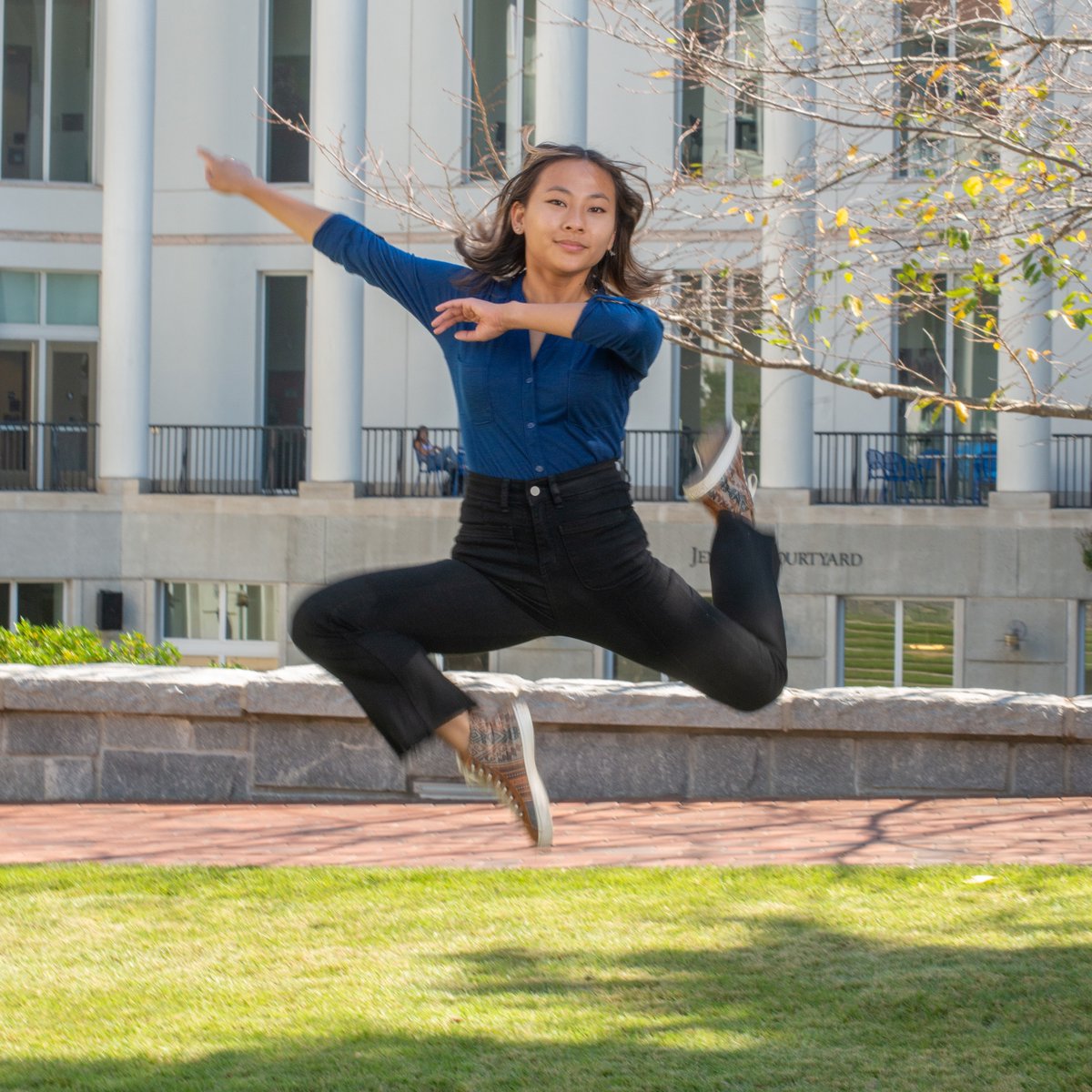 “As a member of Emory's official dance team, E-Motion, it's fun to have dance as an outlet because I spend a lot of time working in the research lab or studying, so it feels good to ground myself through dance.” -Rose Danuser 25C 

#EmoryxMe