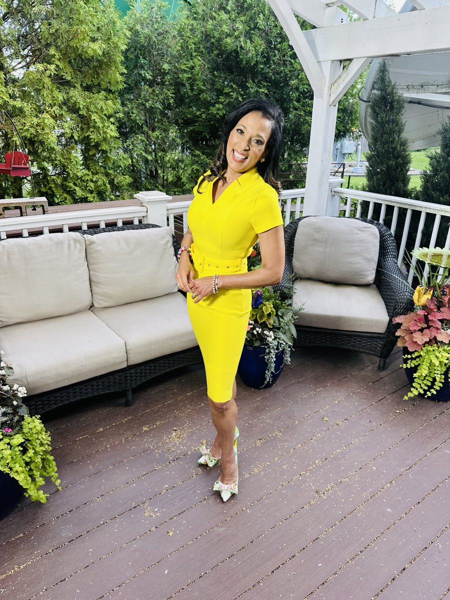 Celebrating 14 years <a href="/fox6now/">FOX6 News</a> 💫 I’m grateful for everyday. Thank you for all your support! ❤️#workanniversary #anchor #celebration #Milwaukee