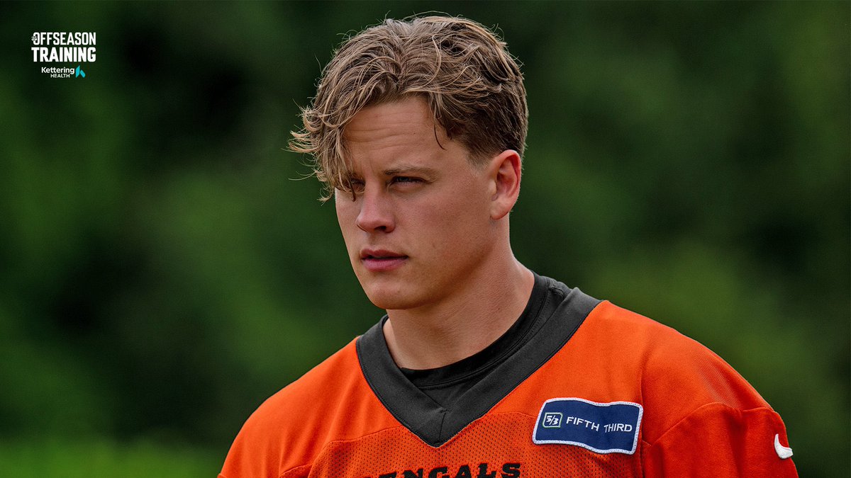 not to be 𝘵𝘩𝘢𝘵 𝘨𝘪𝘳𝘭 but bengals have to be the most attractive nfl team ever