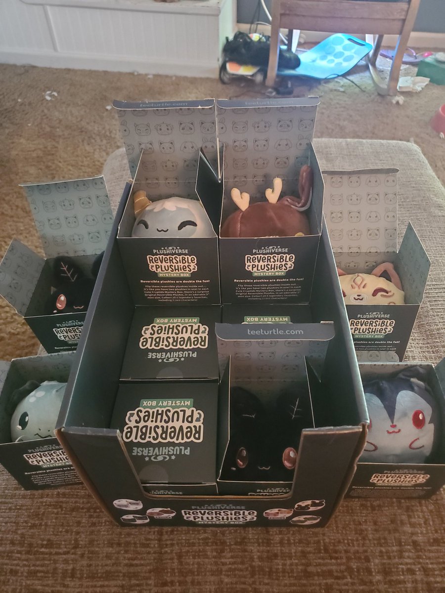 FromtheOutlet's tweet image. So I was feeling down and did a little shopping therapy. I might have gone a little overboard. #teeturtle @TeeTurtleHQ #mothman