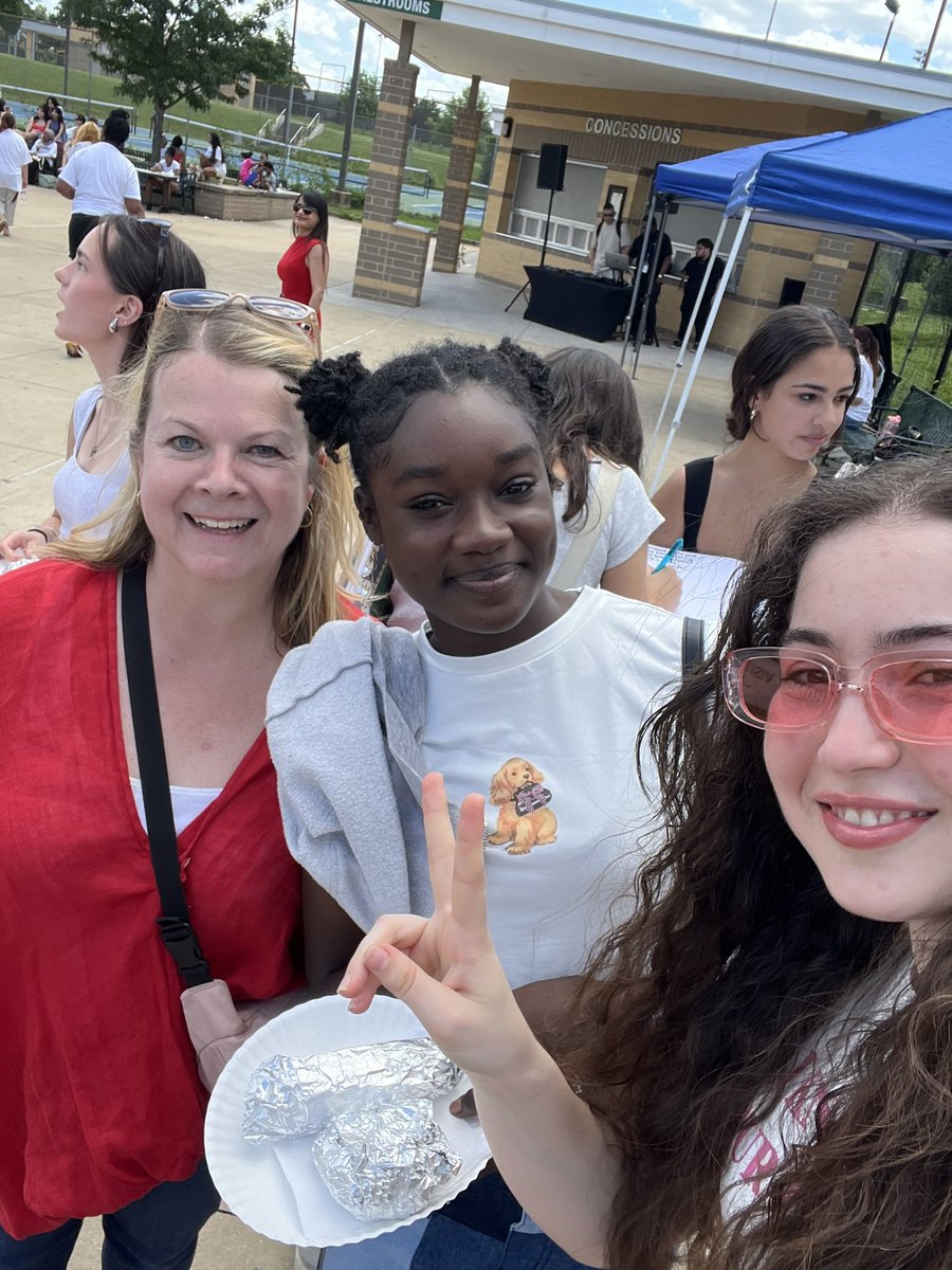 Katy Sheely Wheelock tweet media