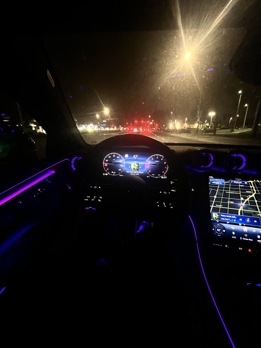 buyboxwinner_'s tweet photo. Most people are stuck in a cycle they can’t break meanwhile I beat the game in less than 18 months 

You either get lazy in 2024 or use that opportunity to create generational wealth for you and your family. 

The choice is yours. 

*ps my net is better than your favorite amzn guru 🤣*