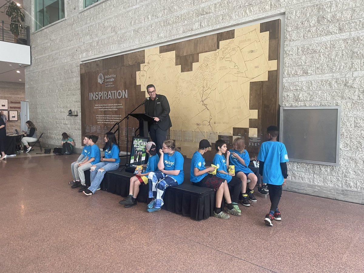 Great to celebrate <a href="/bgcottawa/">BGC Ottawa</a> Club Day at City Hall this afternoon. Thank you for the doors you open and the opportunities for youth you provide across our city. #opportunitychangeseverything
